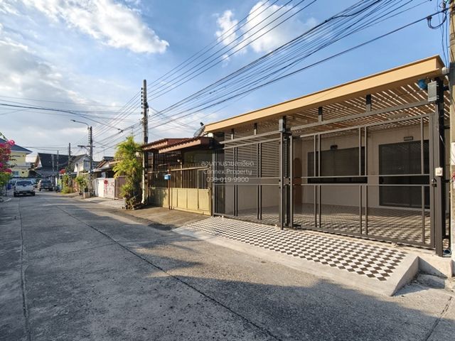 place photo 23