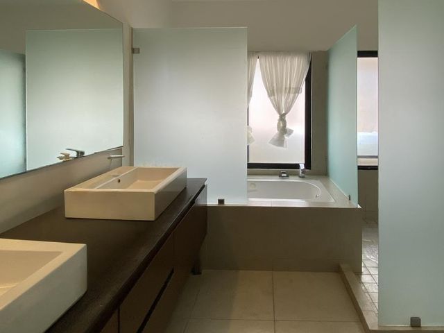 place photo 37