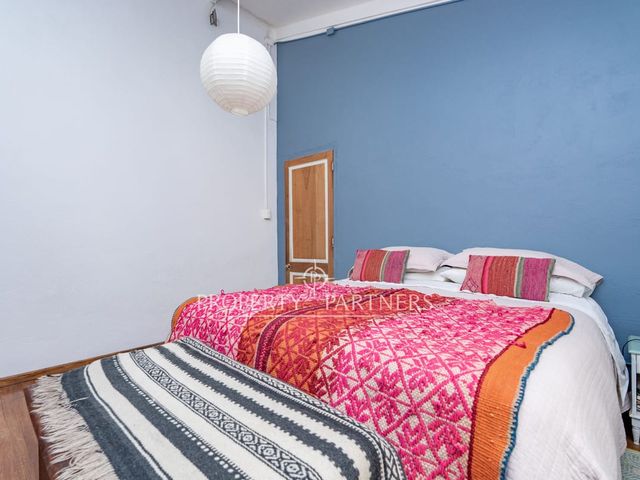 place photo 34