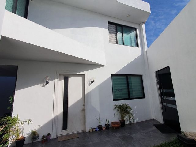 place photo 34