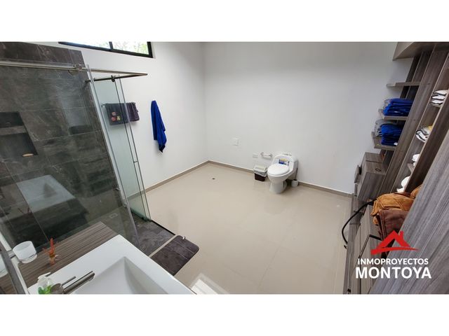 place photo 69