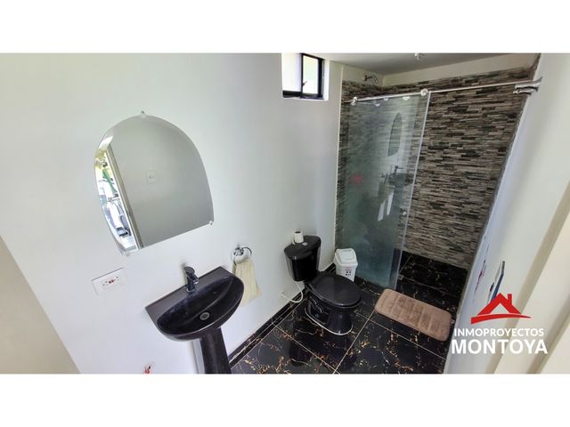 place photo 48