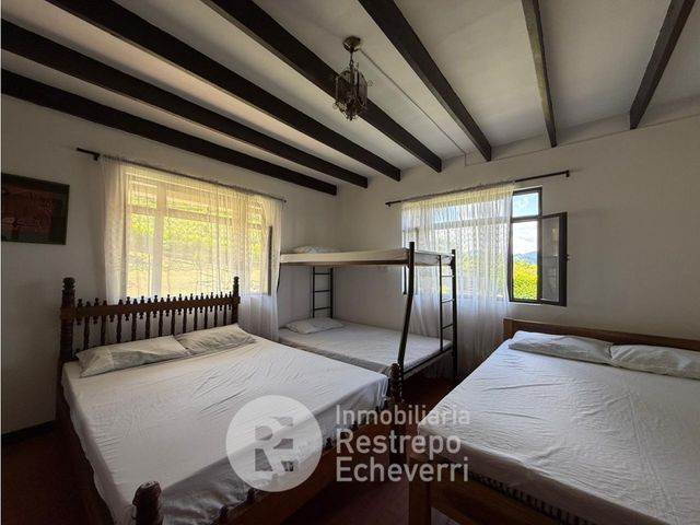 place photo 45