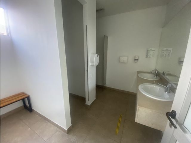 place photo 43