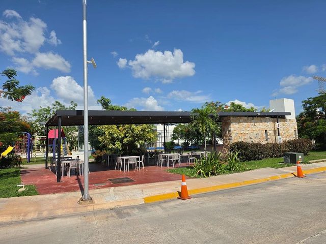 place photo 23
