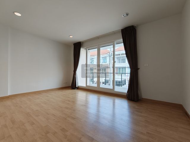 place photo 45