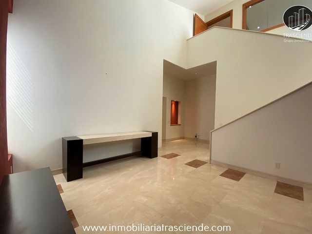 place photo 48