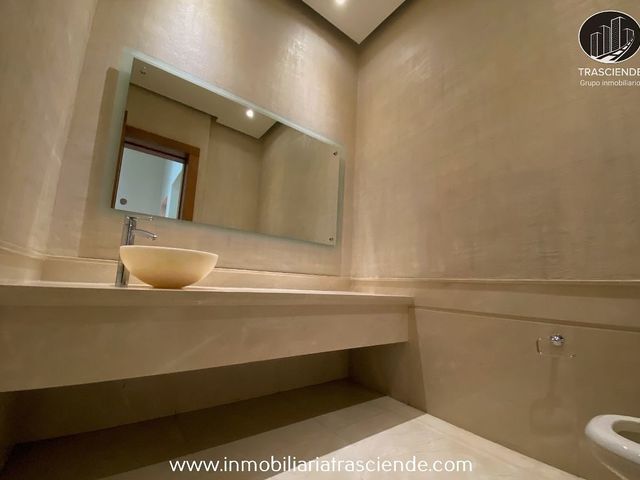 place photo 46