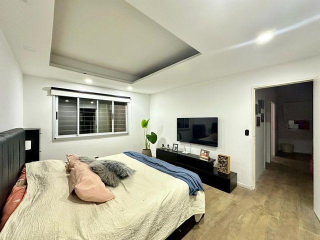 place photo 66