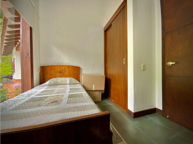 place photo 48