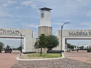 place photo 17
