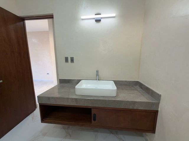 place photo 48
