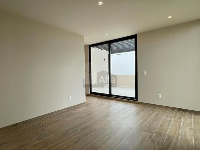 place photo 39