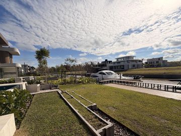 place photo 49