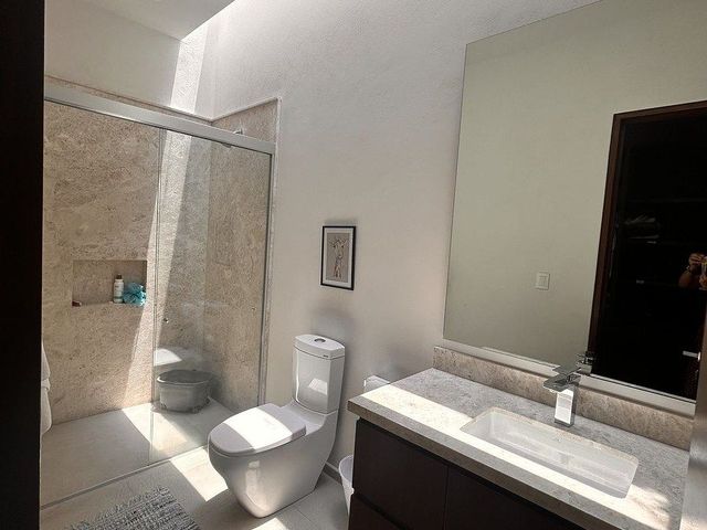 place photo 32