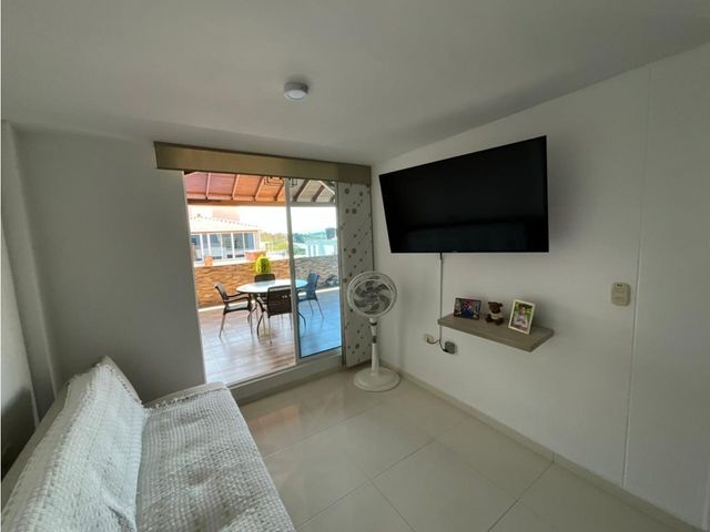 place photo 37