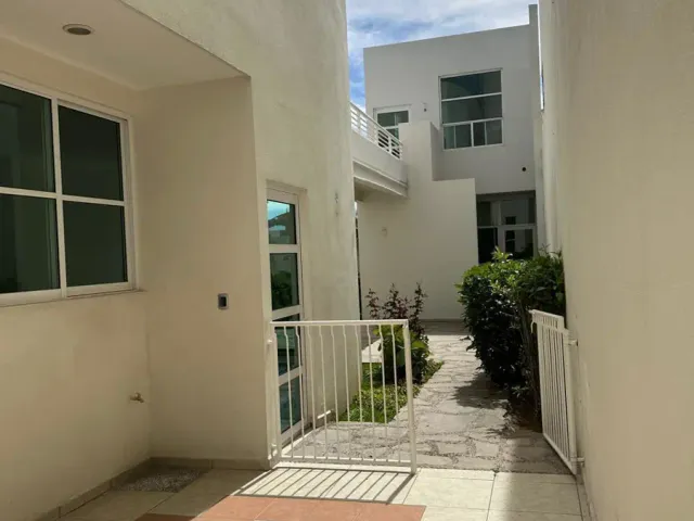 place photo 23