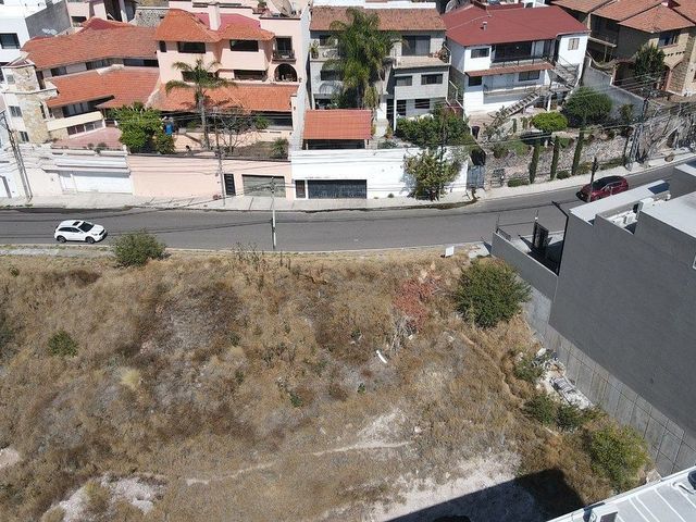 place photo 11
