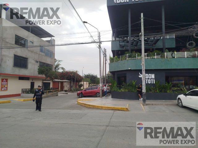 place photo 32