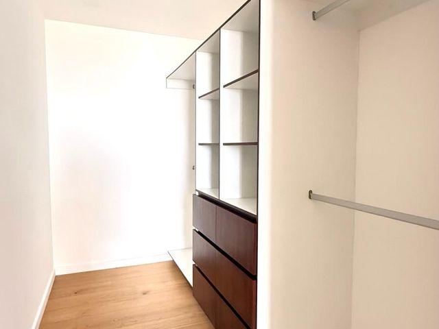 place photo 52