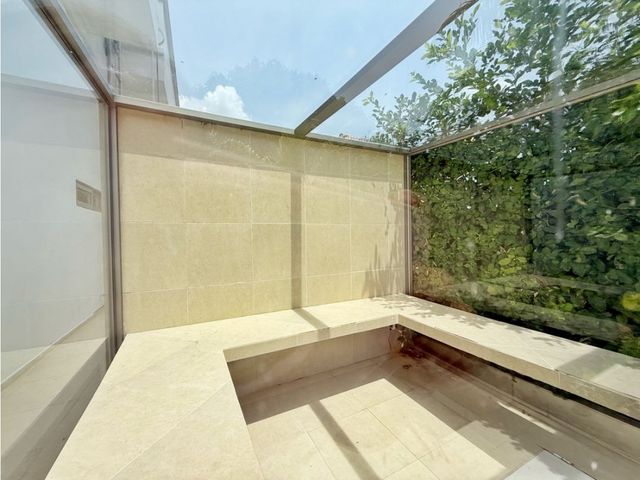 place photo 43