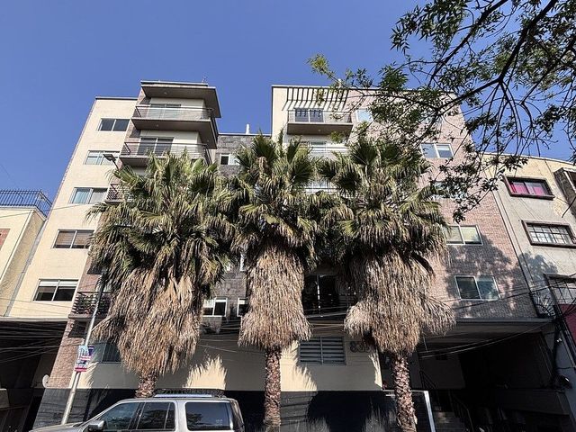 place photo 43