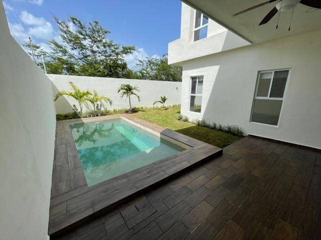 place photo 19