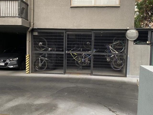 place photo 13