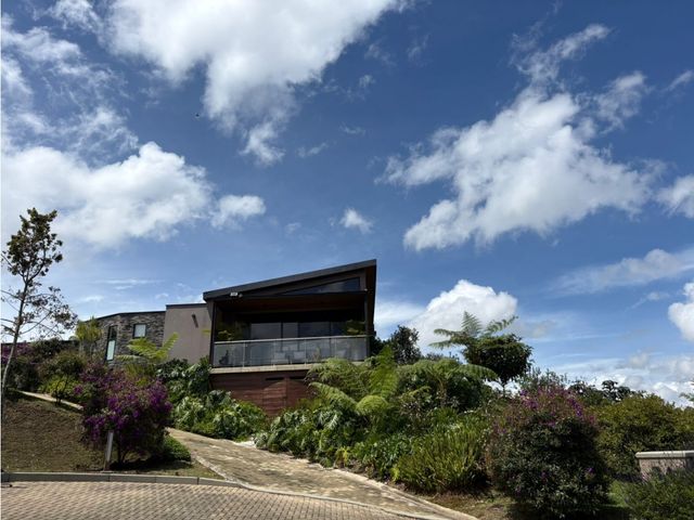 place photo 49