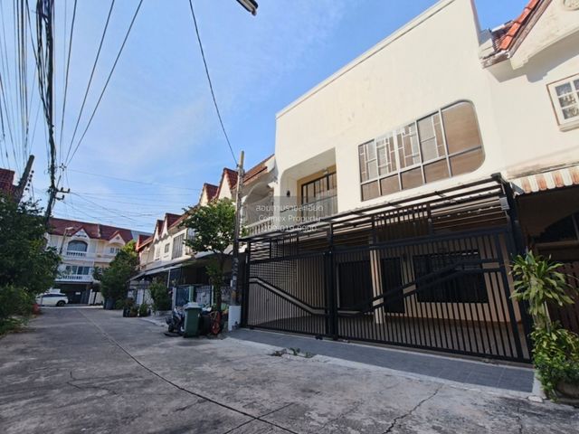 place photo 38