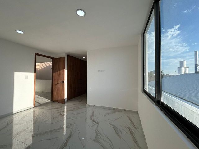 place photo 35