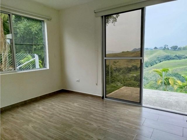place photo 56