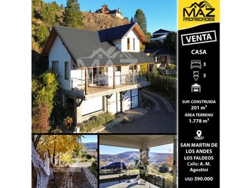 Casa en venta en Faldeos del Chapelco - Cochera