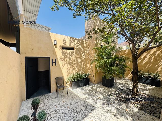 place photo 63