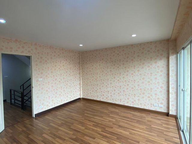 place photo 46