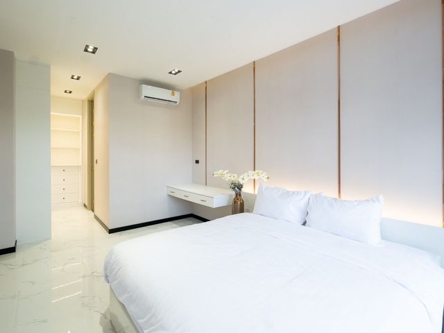 place photo 53