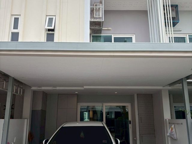 place photo 54
