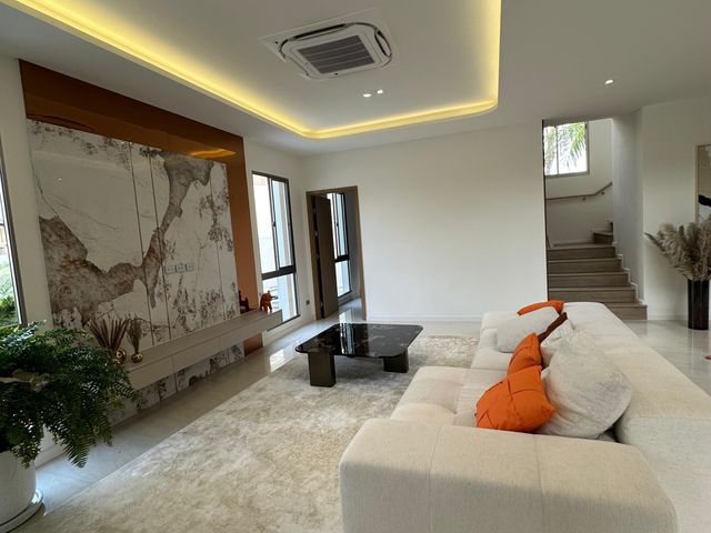 place photo 48