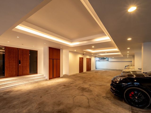place photo 53