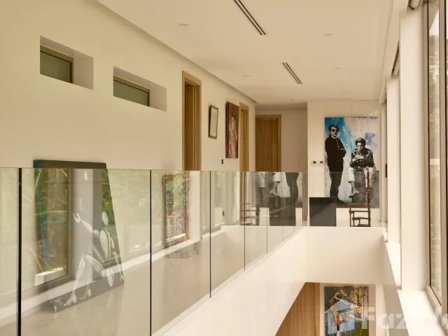 place photo 53