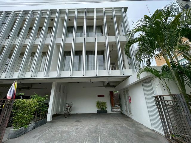place photo 70