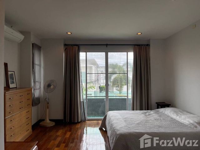 place photo 96