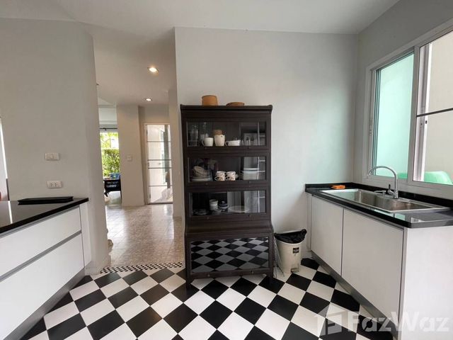 place photo 48
