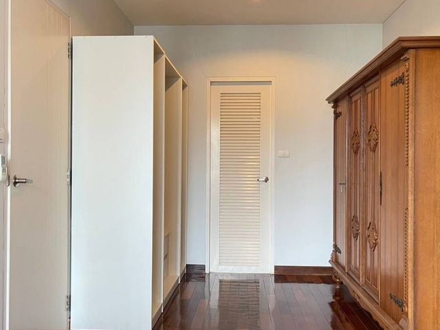 place photo 90