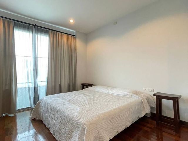 place photo 86