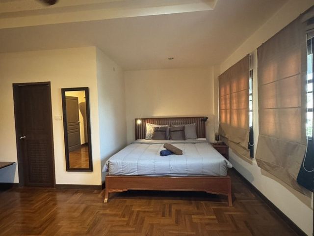 place photo 52