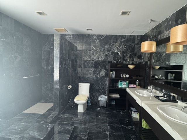 place photo 53