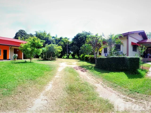 place photo 23
