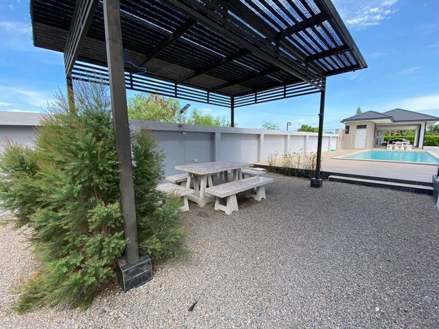 place photo 54
