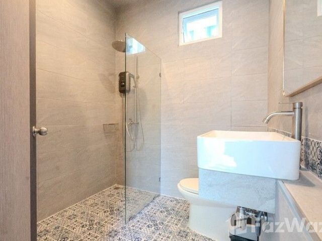place photo 53